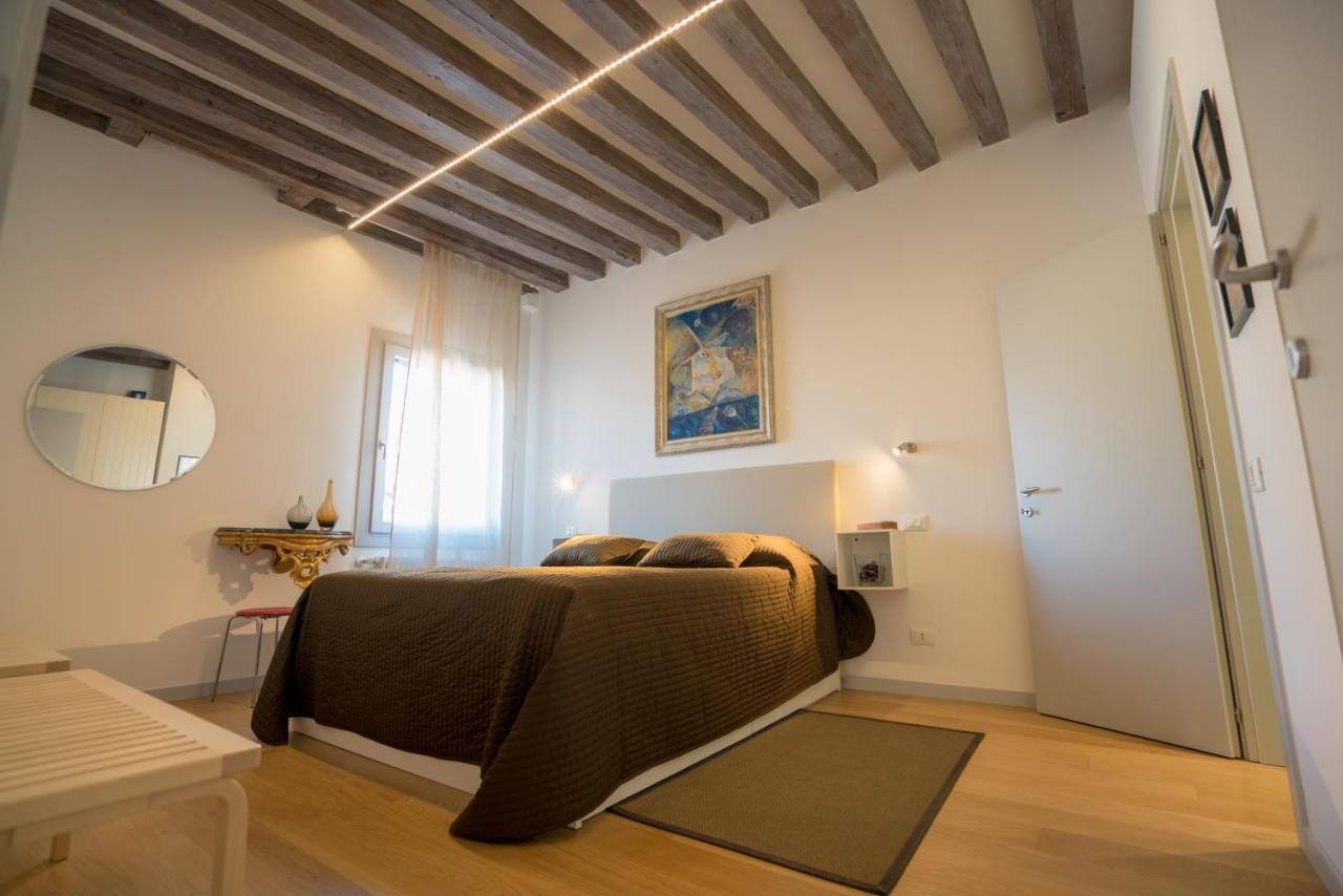 Specchieri Apartment เวนิส ภายนอก รูปภาพ